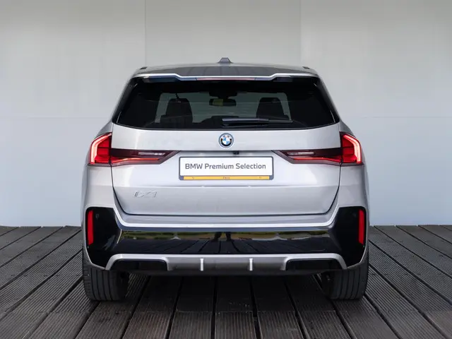 BMW iX1 xDrive30 2023 Elektrisch 5