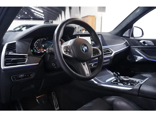 BMW X7 xDrive40i M Sport 2022 Benzine 43
