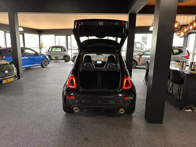 Abarth 500 595 1.4 T-Jet Scorpioneoro 2021 Benzine 29