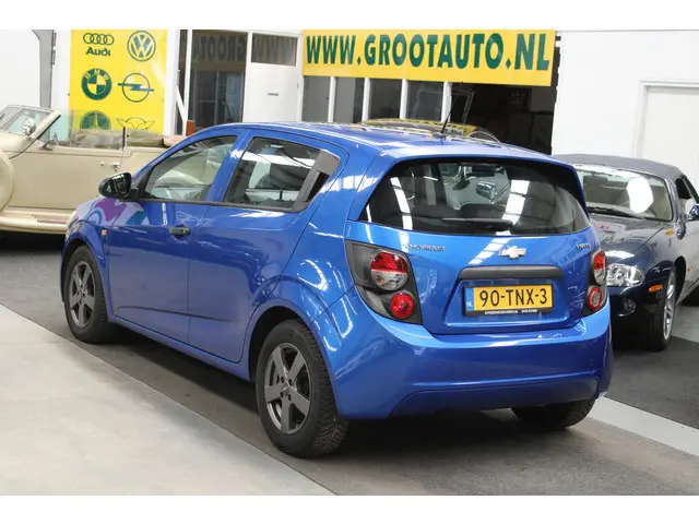 Chevrolet Aveo 1.2 LS 2012 Benzine 3