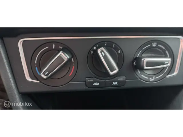 Volkswagen Polo 1.2 TSI Comfortline 2017 Benzine 12