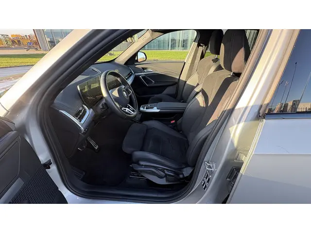 BMW X1 sDrive20i 2024 Benzine 13