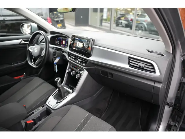 Volkswagen T-Roc 1.0 TSI Life 2023 Benzine 19