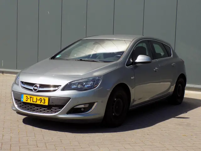 Opel Astra 1.4 Turbo Sport 2014 Benzine