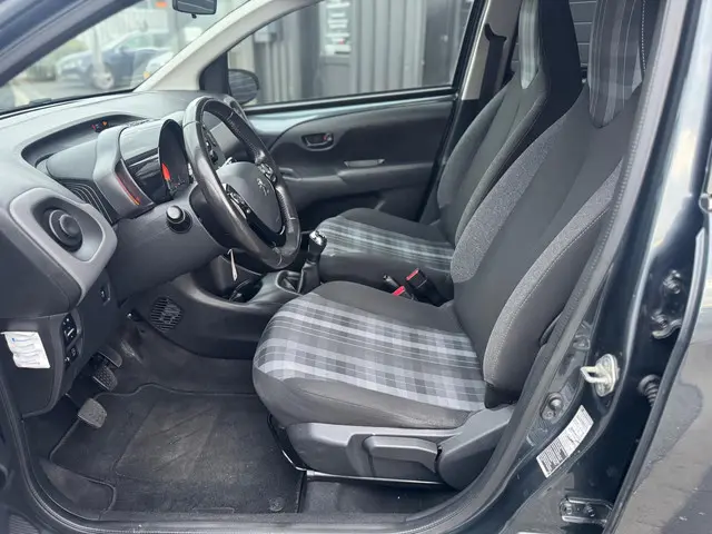 Peugeot 108 1.0 e-VTi Active 2020 Benzine 33