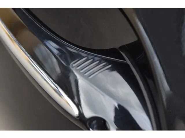 BMW 6 Serie Cabrio 640xi High Executive 2013 Benzine 16