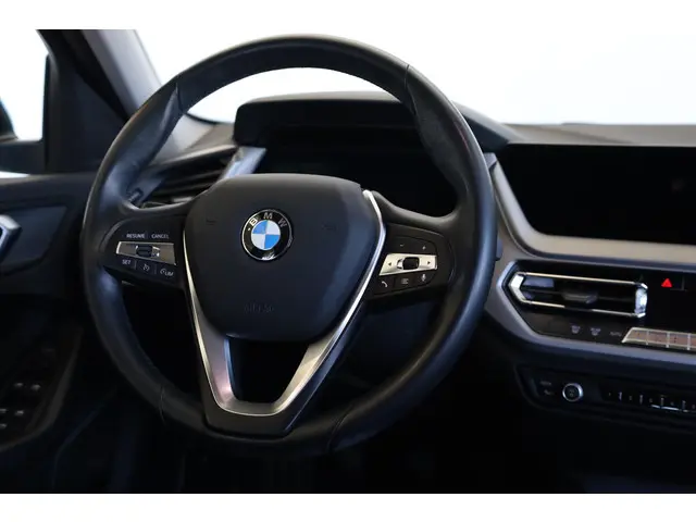 BMW 1 Serie 5-deurs 118i 2020 Benzine 9