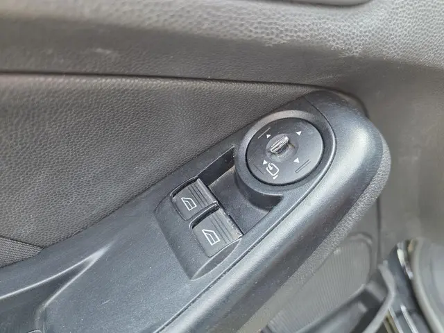 Ford Fiesta 1.0 EcoBoost ST Line 2014 Benzine 10