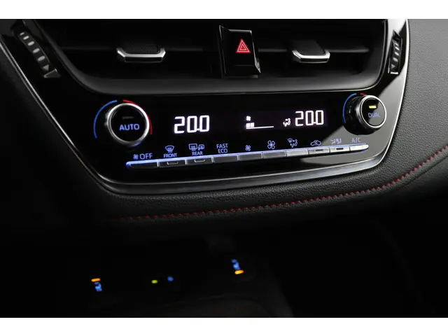 Toyota Corolla 2.0 Hybrid Executive 2019 Hybride Benzine 7