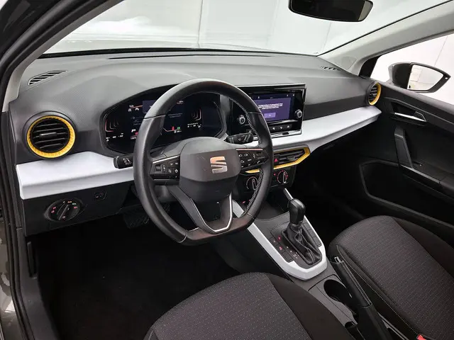 SEAT Arona 1.0 TSI AUTOM. Style Connect 2024 Benzine 16