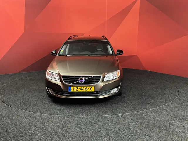 Volvo V70 2.0 D4 Summum 2015 Diesel 10