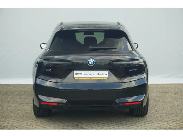 BMW iX xDrive50 2022 Elektrisch 5