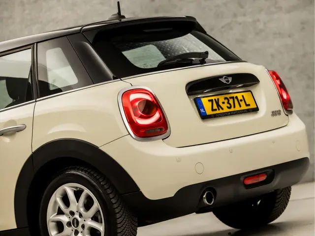 MINI Cooper Mini 1.5 Pepper 2018 Benzine 16