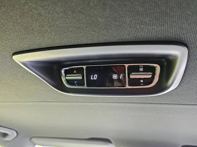 Mercedes-Benz V-Klasse 300 CDI 2024 Diesel 10