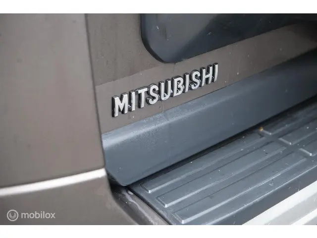 Mitsubishi Pajero 3.2 DI-D Instyle 2013 Diesel 35