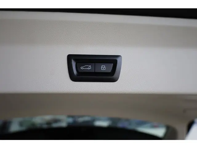 BMW X3 xDrive30e 2023 Hybride Benzine 37