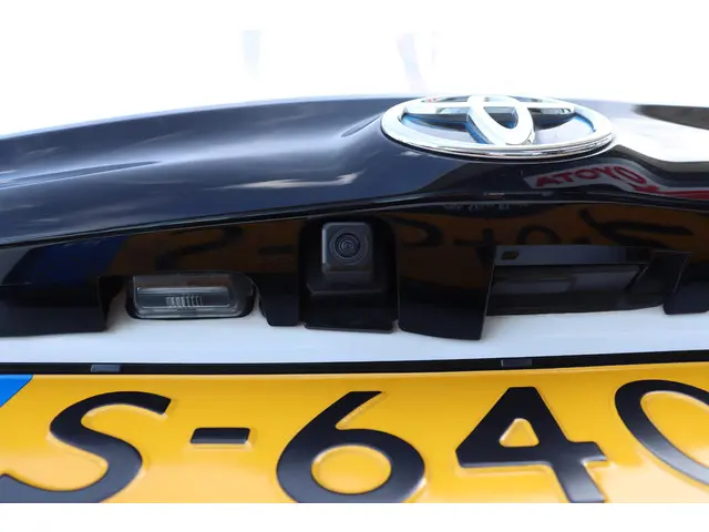 Toyota Yaris 1.5 Hybrid Active 2022 Hybride Benzine 28