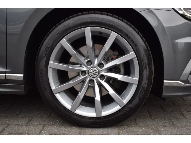 Volkswagen Passat Variant 1.8 TSI 2016 Benzine 23