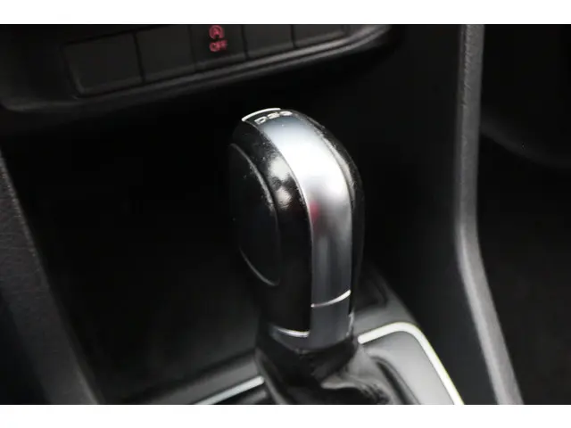 Volkswagen Caddy 2.0 TDI L1H1 BMT Highline 2018 Diesel 48