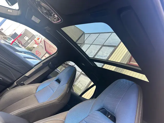 Lynk & Co 01 1.5 2023 Hybride Benzine 11