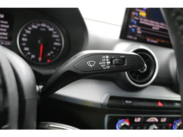 Audi Q2 1.0 TFSI Sport 2017 Benzine 30