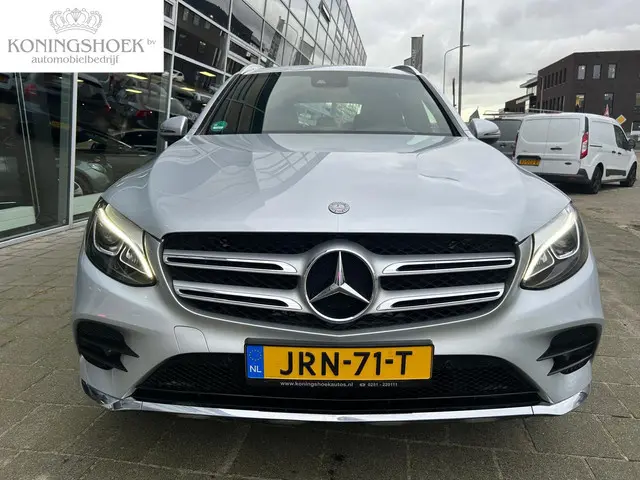 Mercedes-Benz GLC 250 4MATIC Prestige AMG 2016 Benzine 4