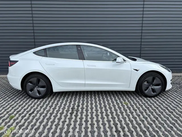 Tesla Model 3 Standard RWD Plus 60 kWh 2019 Elektrisch 7