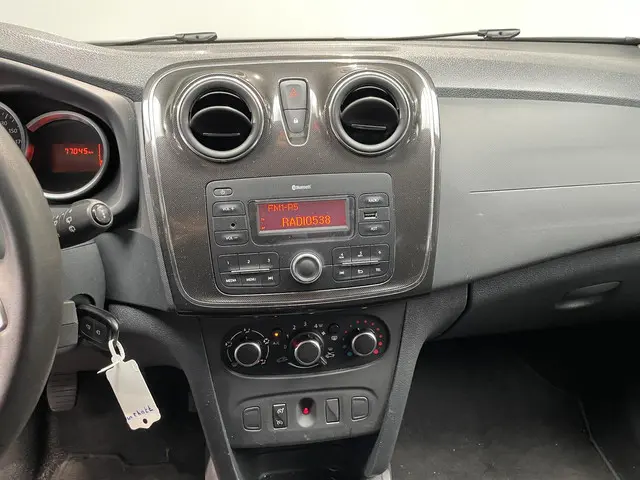 Dacia Sandero 0.9 TCe Laureate 2017 Benzine 10
