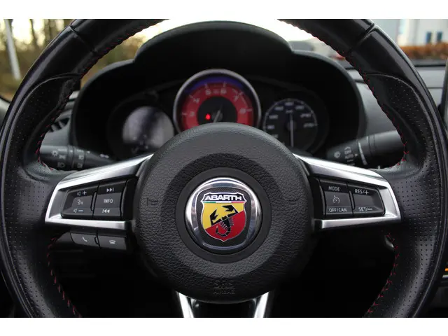 Abarth 124 Spider 1.4 Turbo 2017 Benzine 20