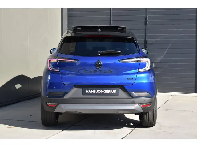 Renault Captur esprit Alpine 2026 Hybride Benzine 4