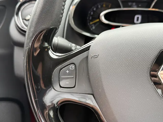 Renault Clio 1.2 16V Dynamique 2014 Benzine 15