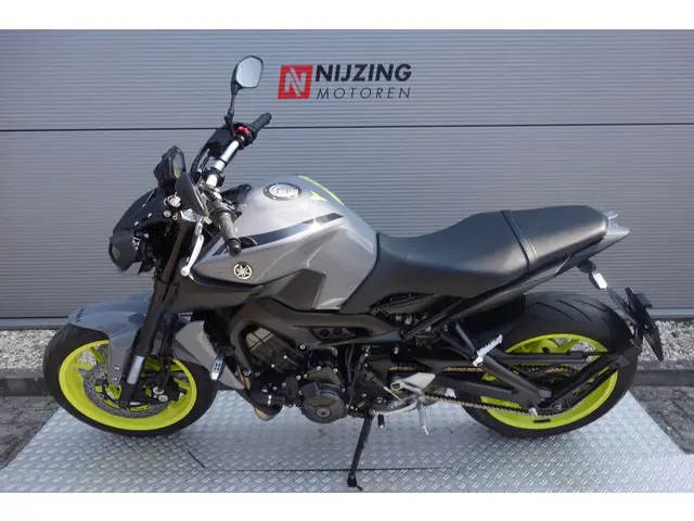 Yamaha MT 09 ABS 2017 Benzine 15