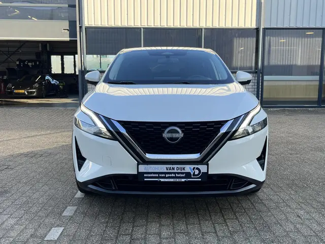 Nissan QASHQAI 1.3 MHEV Xtronic N-Connecta 2024 Benzine 26