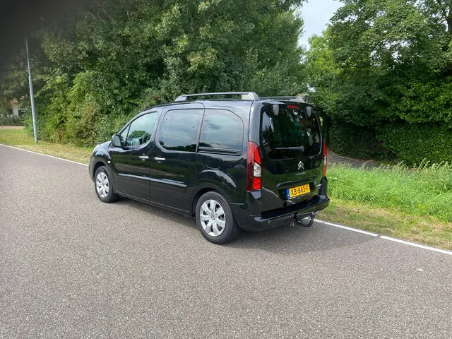 Citroën Berlingo 1.2 PureTech XTR 2016 Benzine 6