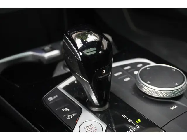 BMW 1 Serie 118i 2023 Benzine 12