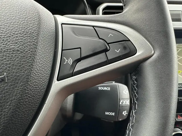 Dacia Duster 1.3 TCe 130 Journey 2023 Benzine 21