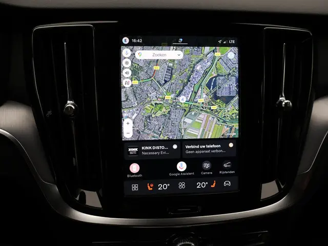 Volvo V60 B4 197PK Essential Edition 2026 Benzine 12