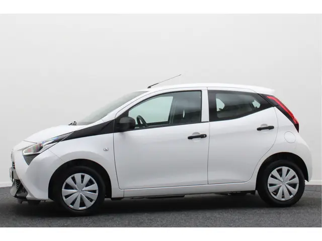 Toyota Aygo 1.0 VVT-i x-fun 2022 Benzine 8