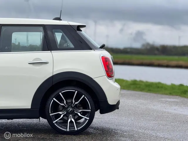 MINI One Mini 1.5 Pepper, Lm velgen , Led, 2021 !! 2021 Benzine 6