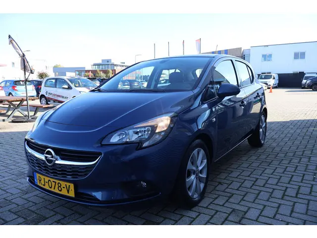 Opel Corsa 1.4 Edition 2017 Benzine 9