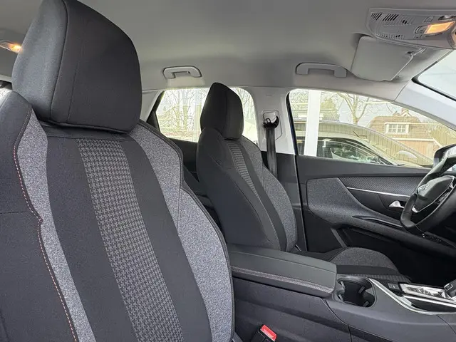 Peugeot 3008 1.2T Automaat Active 2019 Benzine 9