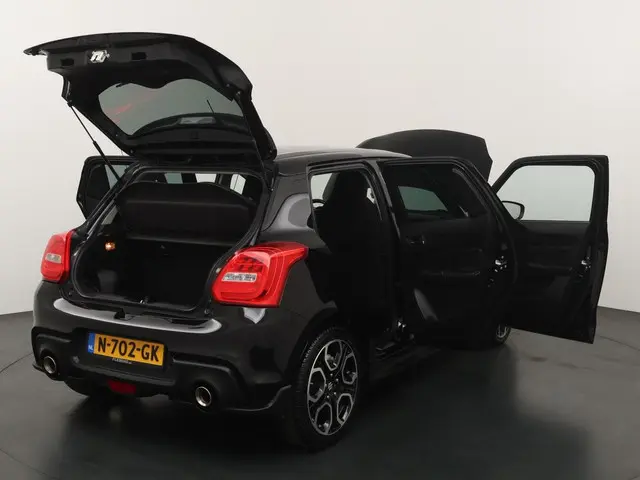 Suzuki Swift 1.4 Sport 2018 Benzine 21