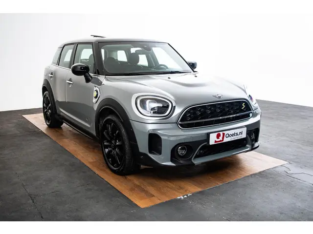 MINI Countryman Cooper S E ALL4 2022 Hybride Benzine 42