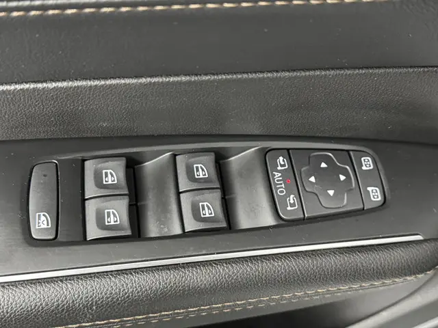 Renault Talisman 1.8 TCe 225 Intens 2019 Benzine 37