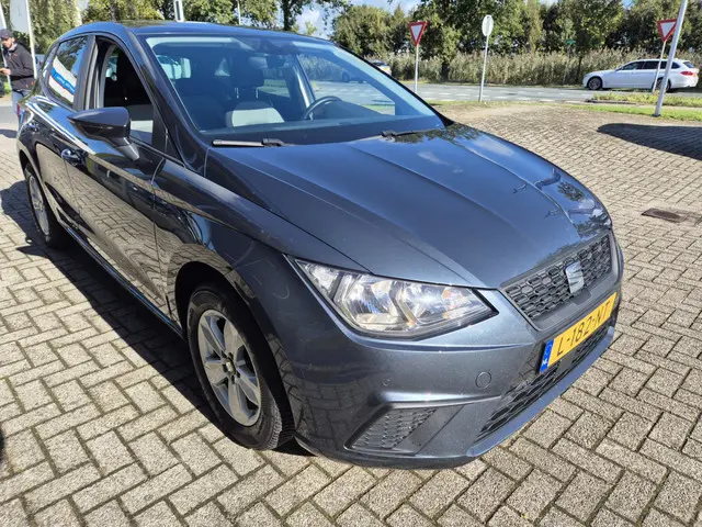 SEAT Ibiza 1.0 TSI Style Business Intense 2021 Benzine 16
