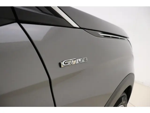 Peugeot 3008 1.6 e-THP GT Line 2018 Benzine 17
