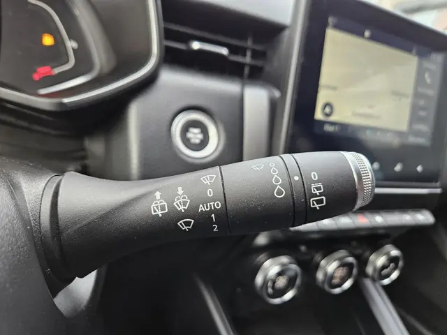 Renault Clio 1.3 TCe Intens Automaat 2020 Benzine 22