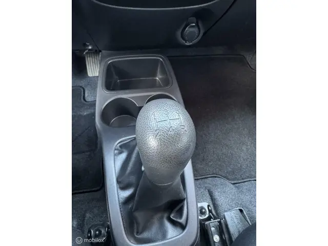 Mitsubishi Space Star 1.0 Cool+ 2016 Benzine 22