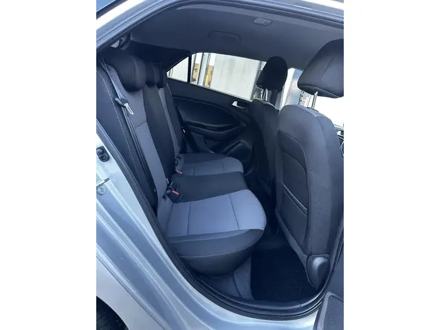 Hyundai i20 1.2 HP i-Motion 2020 Benzine 20