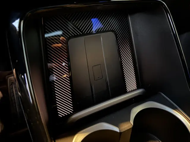 BMW X1 xDrive25e M SPORT 2025 Hybride Benzine 31